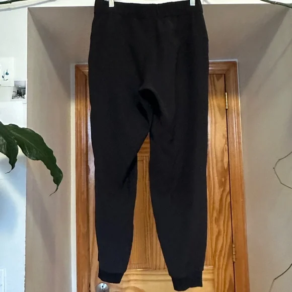 Lululemon On The Fly Joggers Black Size 6 - Picture 4 of 12